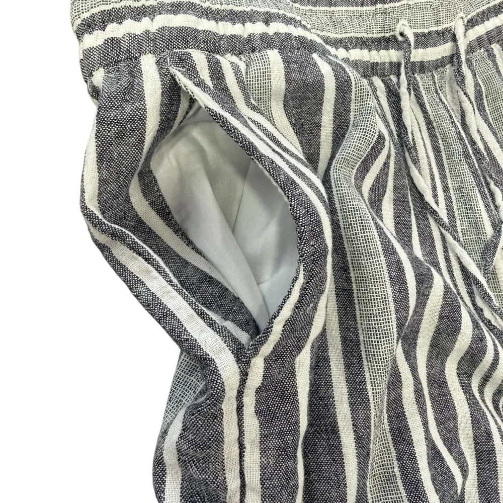 Banana Republic Striped Gray Linen Blend Wide Leg Cropped  Pants